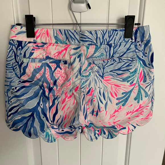lilly pulitzer shorts - Picture 2 of 3